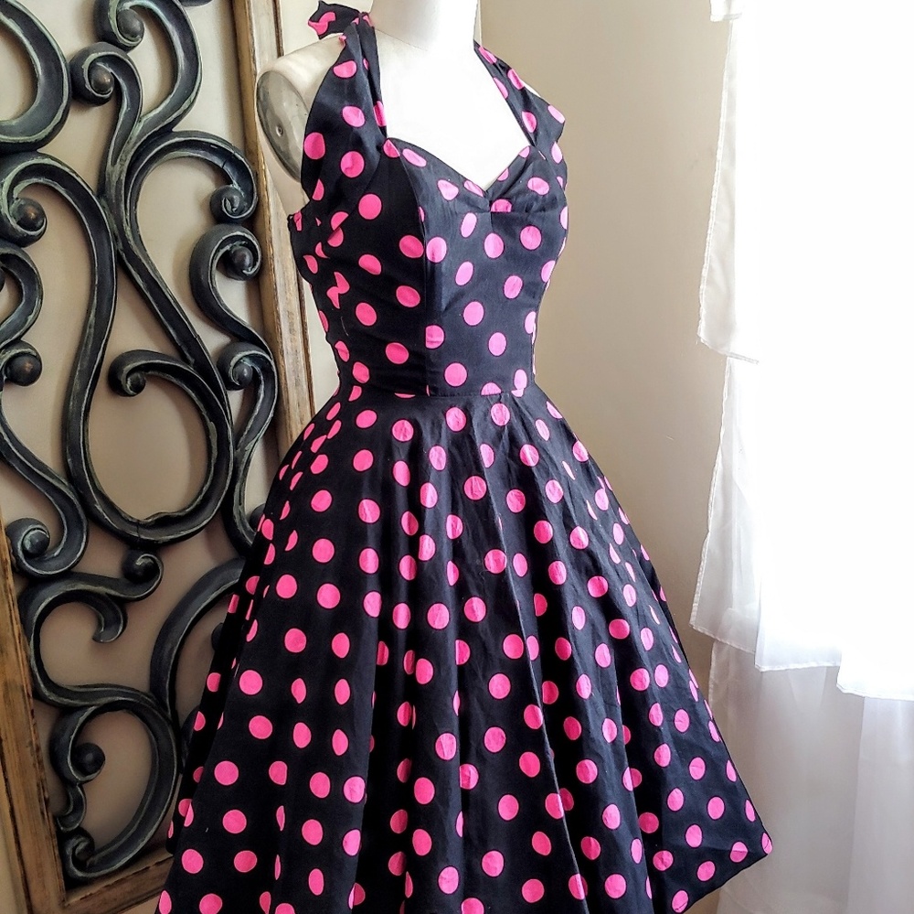 Sold - Picture 3 of 6